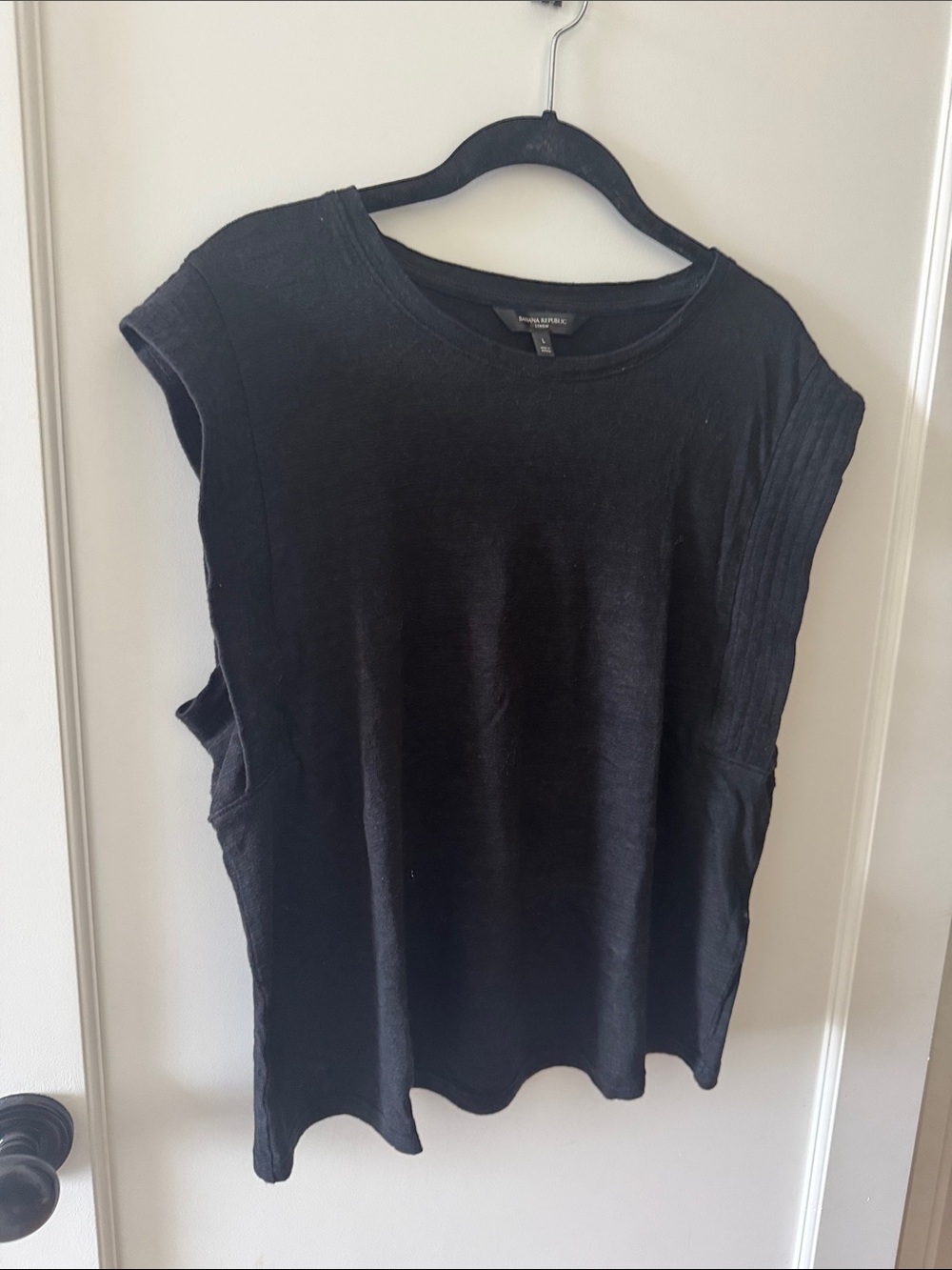 Banana Republic Black Sleeveless Knit Tank
